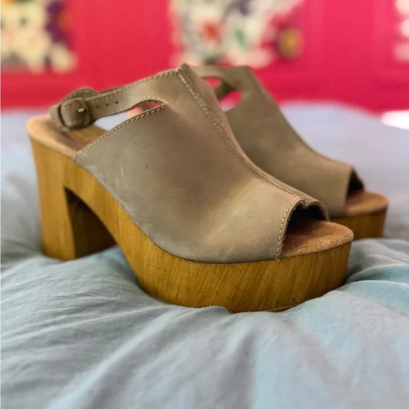 Sbicca Women's Mika Sandal - Picture 6 of 8